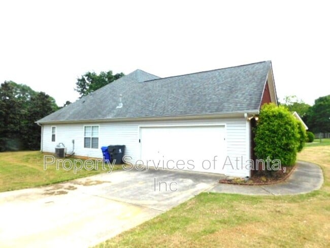 Building Photo - 101 Moss Pointe Dr