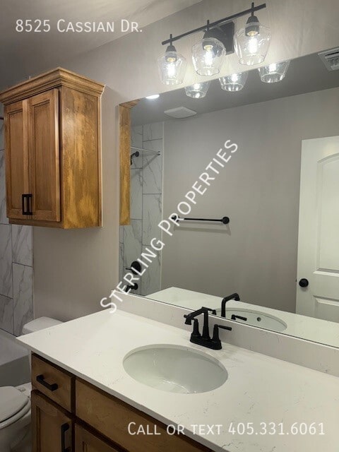 Building Photo - 8525 Cassian Dr