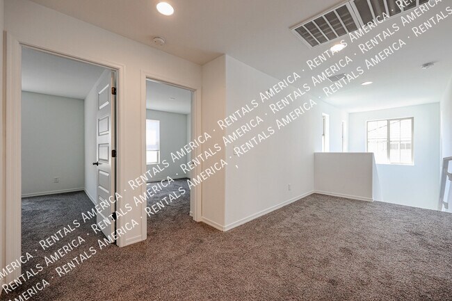 Building Photo - 14243 W Hackamore Dr.