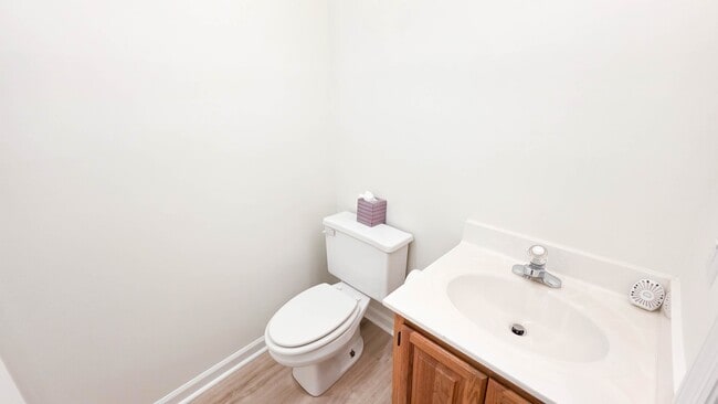Building Photo - 701 Pipers Ln