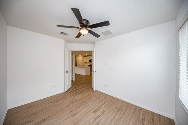 Building Photo - 27122 River Birch Ridge Dr