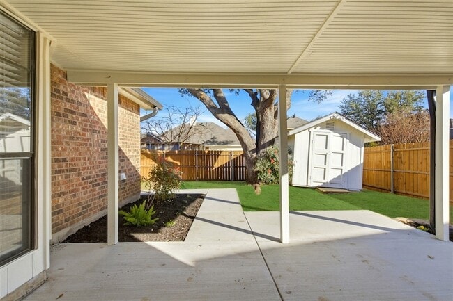 Building Photo - 6808 Beeman Dr