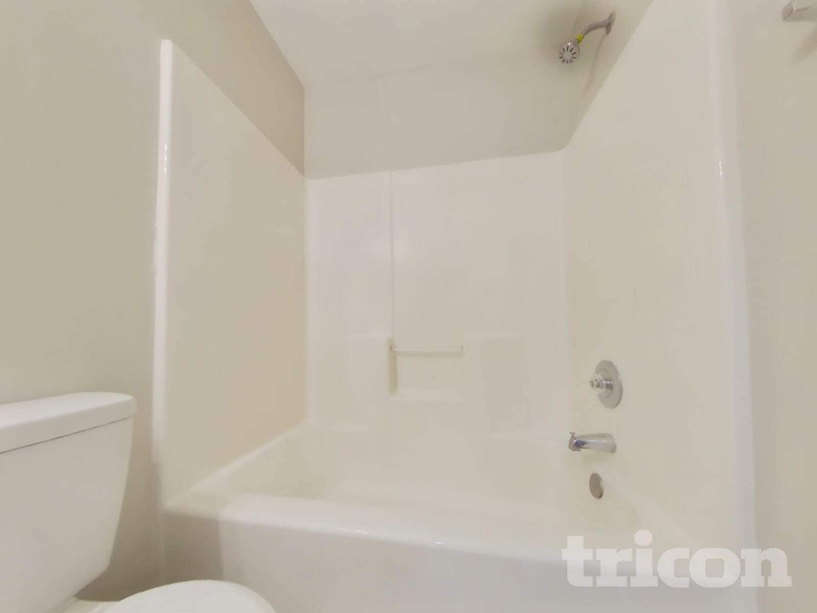 Building Photo - 504 Hillcrest Cross Rd