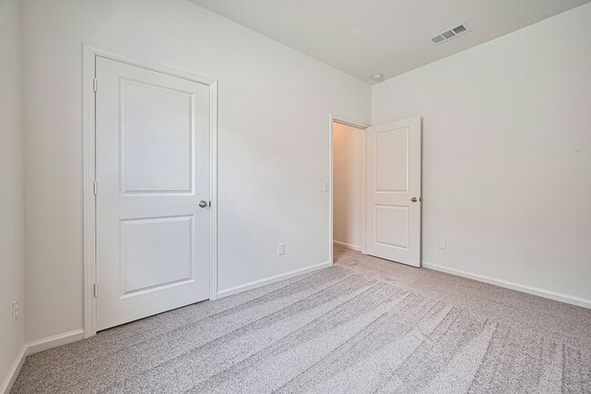 Building Photo - 8510 Ora Mdws Dr