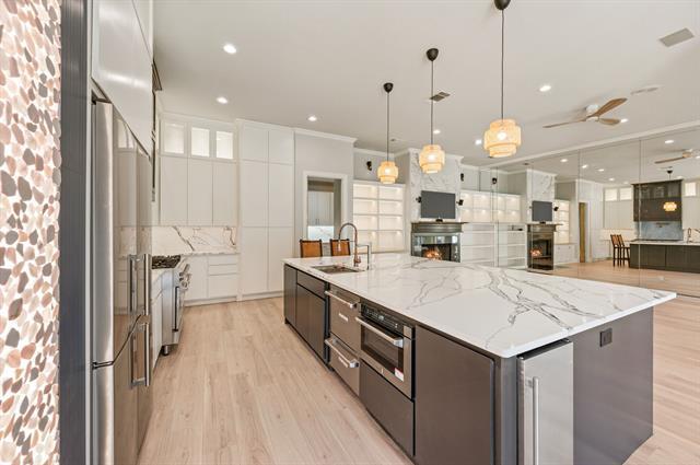 Building Photo - 3700 Watercrest Dr