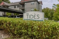 Building Photo - Hassle Free Living in TC