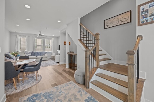 Building Photo - 644 W End Dr