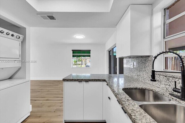 Building Photo - 12370 SW 52nd St