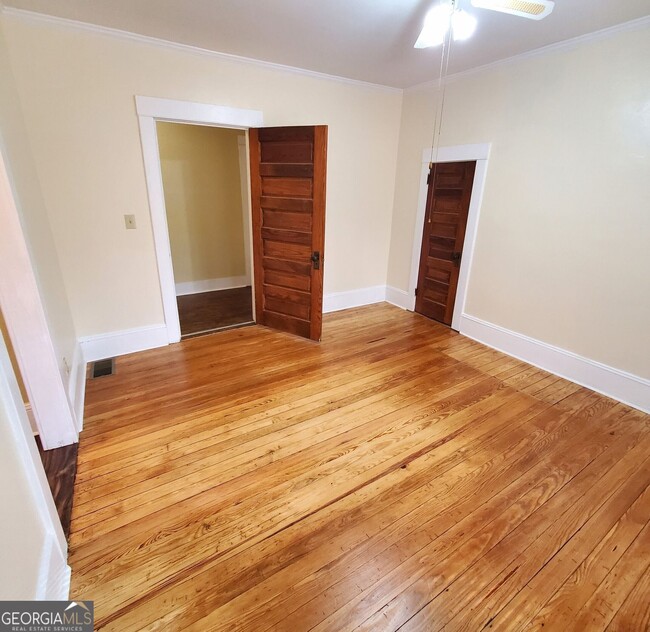 Building Photo - 7025 Rico Rd