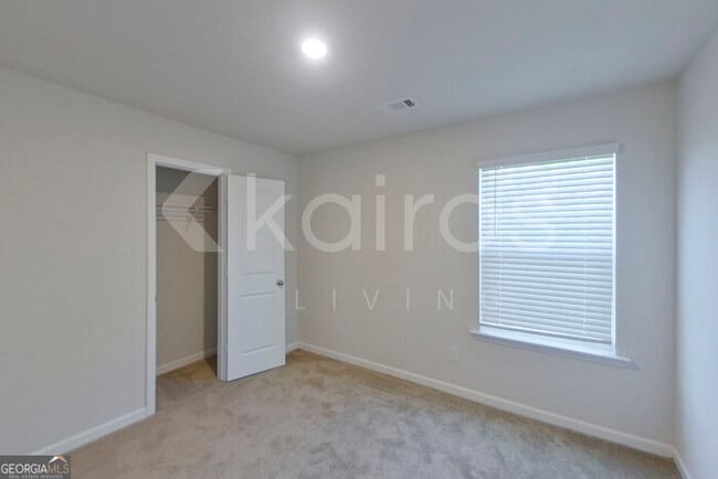 Building Photo - 3564 Bridgewood Dr