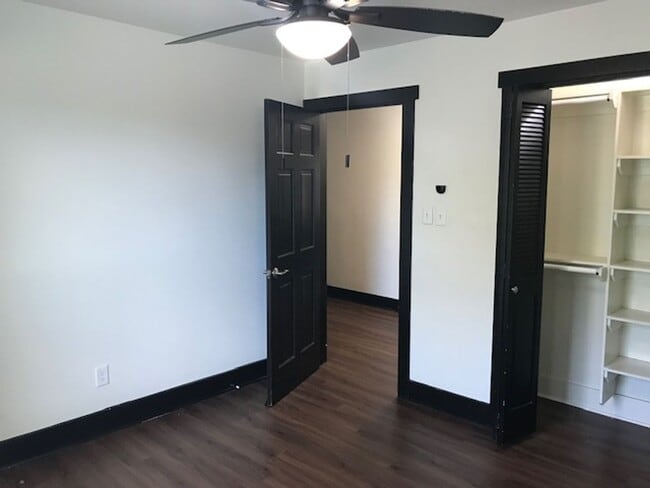 Building Photo - Breckenridge House