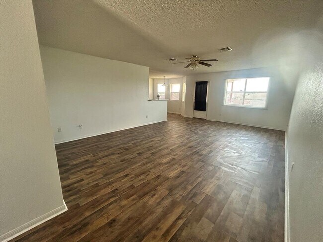 Building Photo - 4302 Janelle Dr