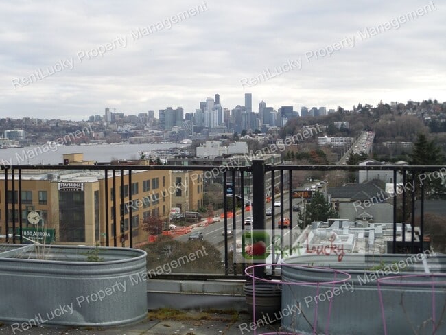 Building Photo - GREAT VIEWS! Lovely 2-Bedroom, 2 Bath Condo in Fantastic Fremont Area w/Garage Parking!!
