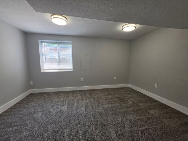 Building Photo - 4470 W 109th Pl