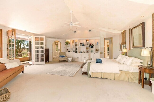 Building Photo - 3756 Foothill Rd