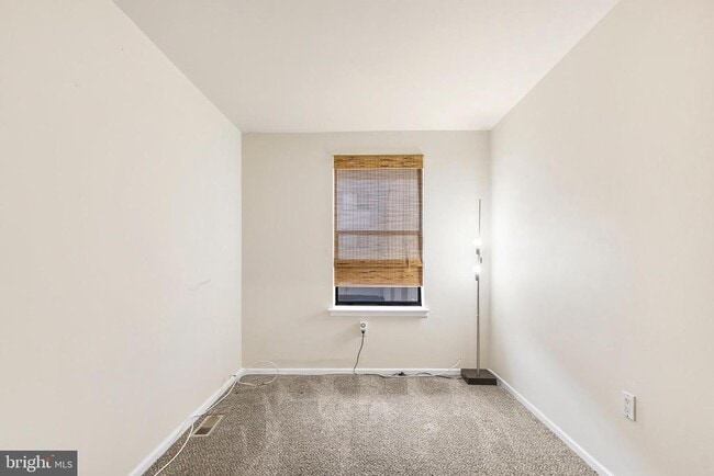 Building Photo - 228 N 22nd St