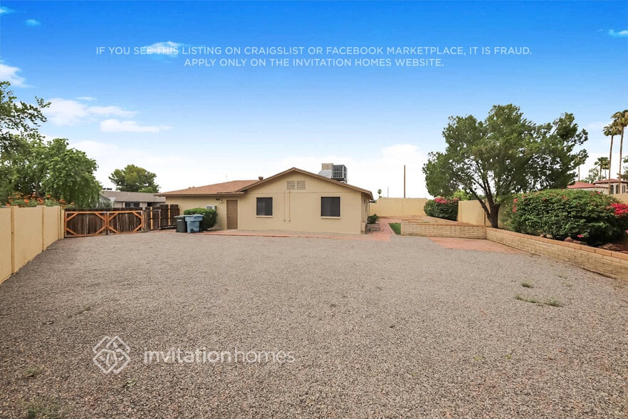 Building Photo - 16227 N 43rd Dr