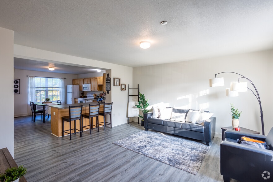 Copper Beech at Ames 1717 S Grand Ave Ames IA 50010 Apartment Finder