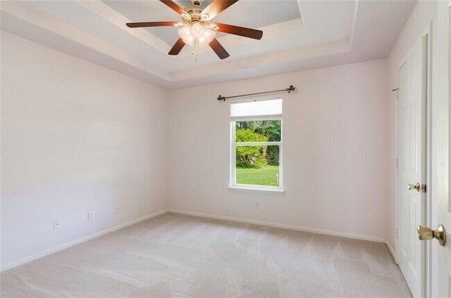 Building Photo - 10595 Royal Terrell Dr