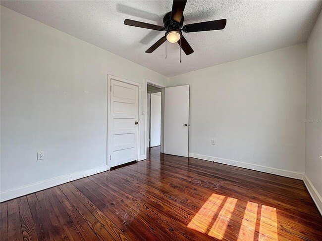 Building Photo - 2938 Avenue G NW