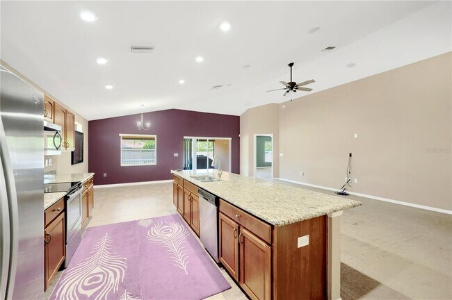 Building Photo - 722 Vineyard Reserve Ct