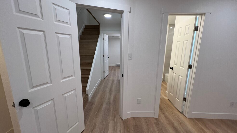 Bedroom 1 to Hallway - 1065 University Ave