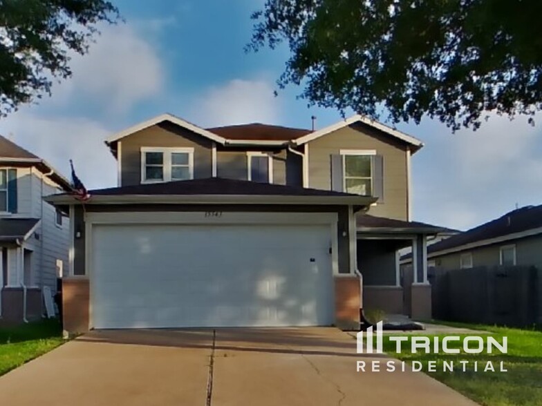 Building Photo - 15543 Liberty Cypress Ct