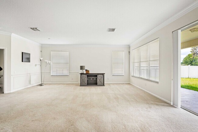 Building Photo - 4/3.5 in Wesley Chapel!