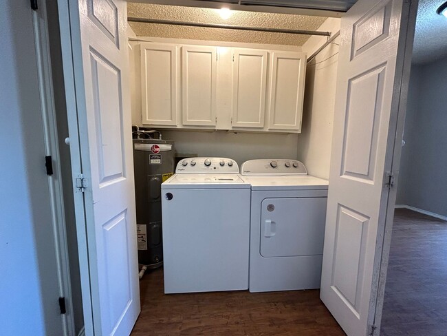 Building Photo - TIMBER RIDGE ONE BEDROOM
