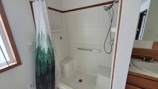 Building Photo - Great Home in Great Location!