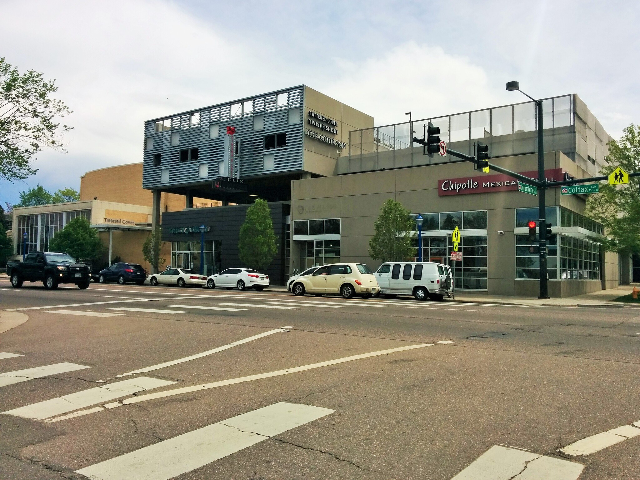 Building Photo - 1330 Elizabeth St