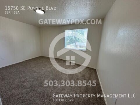 Building Photo - 15750 SE Powell Blvd