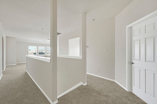Building Photo - 15706 Chestnut Branch Trail