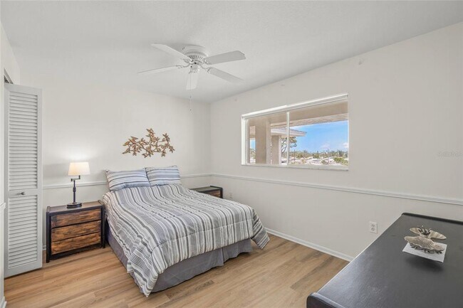 Building Photo - 708 S Tamiami Trl