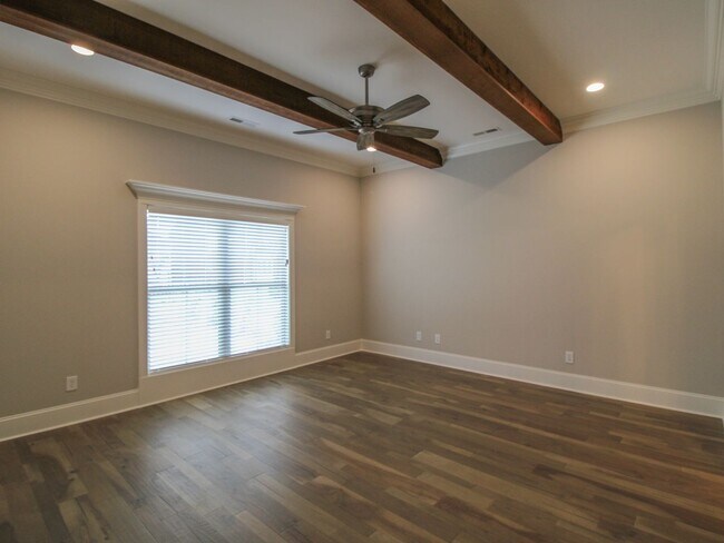 Building Photo - 22921 Cherry Hills Ln