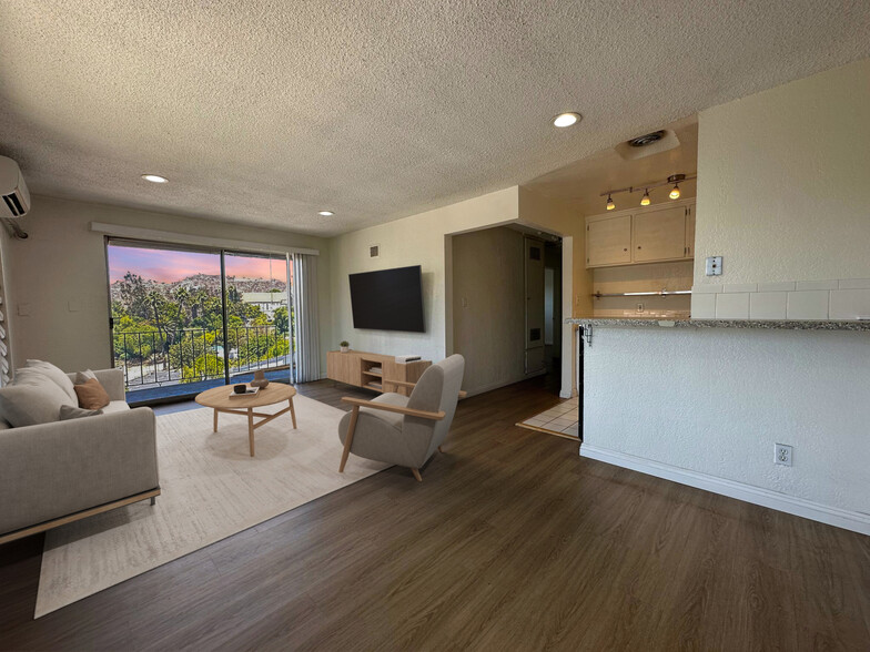 Front Room, Staged - Alta Villas