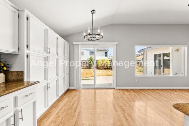 Building Photo - 10093 Oglethorpe Way