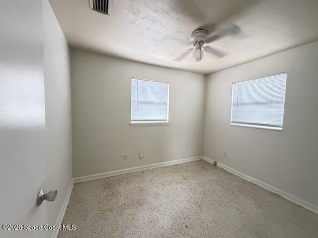 Building Photo - 426 Oakridge Ave