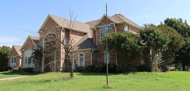 Building Photo - 5700 FM 424-