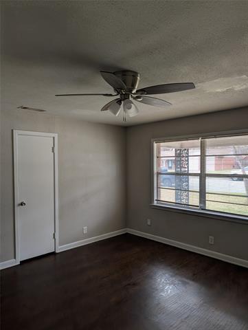 Building Photo - 336 SW Dian St