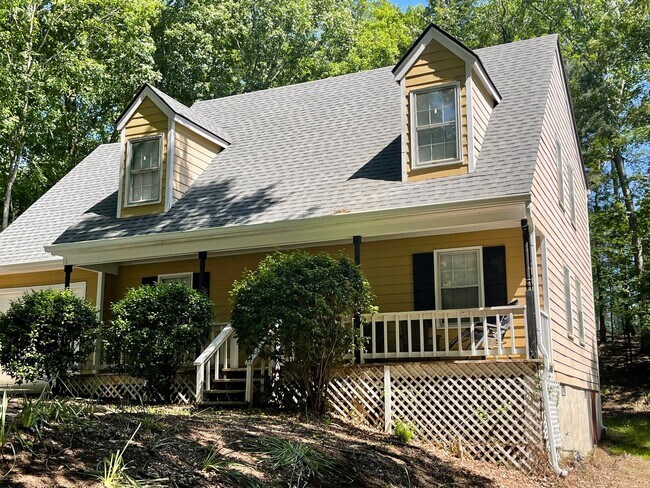 Building Photo - Westwood Hills! 3 BR 2 1/2 Bath home off M...