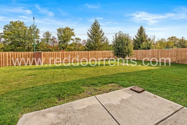 Building Photo - Spacious 3-Bedroom Home in Fishers with Modern Comforts