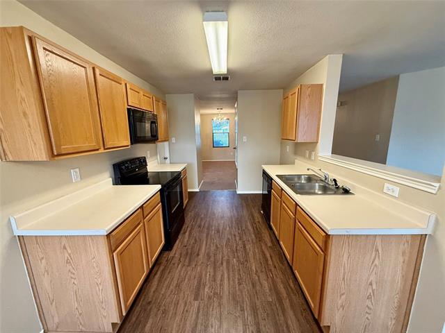 Building Photo - 1028 Wild Horse Way