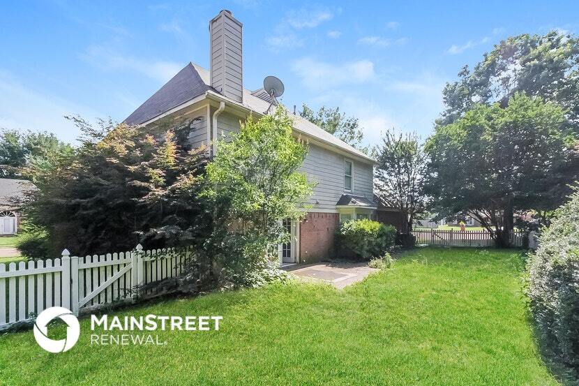 Building Photo - 8866 Forest Ridge Cove