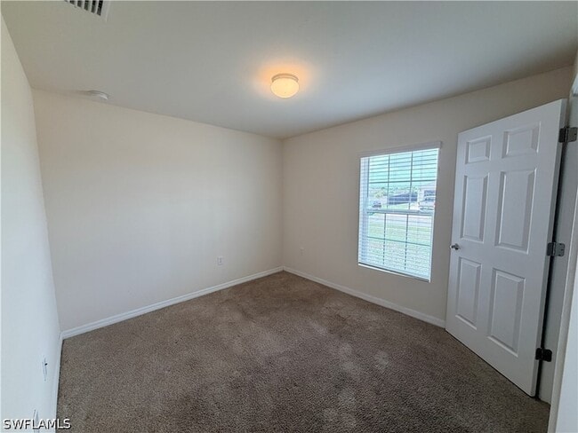 Building Photo - 513 Ella Jean Pl