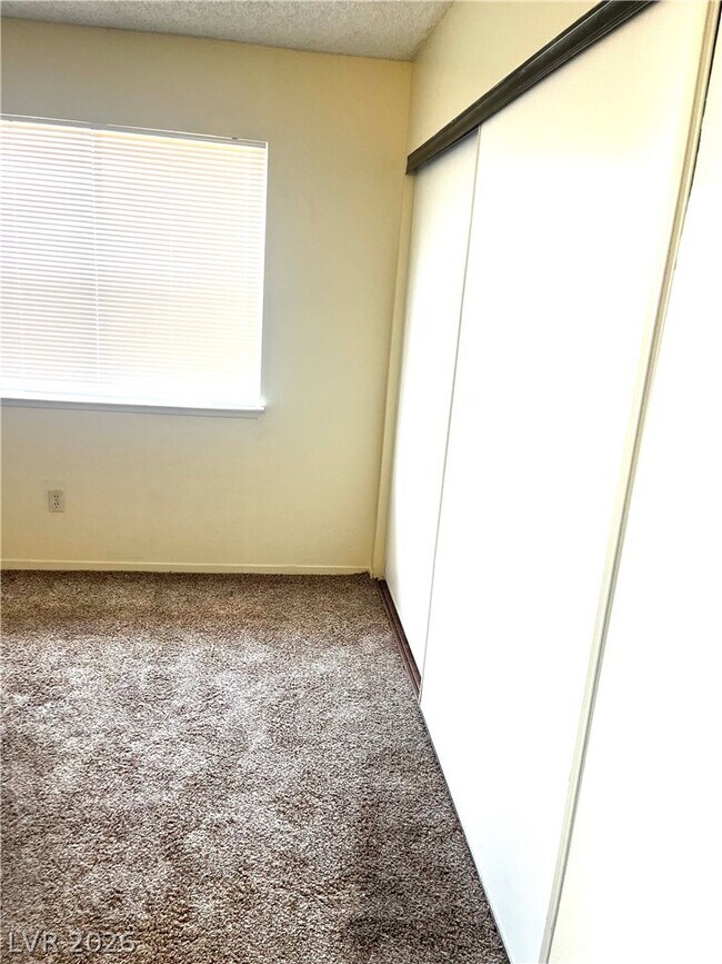 Building Photo - 3708 Scuba Cir