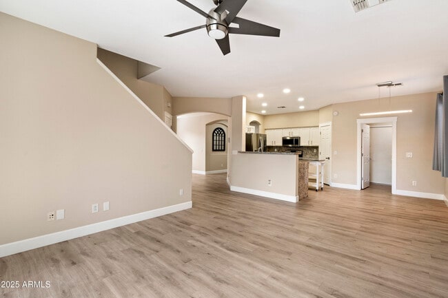 Building Photo - 42130 N 44th Dr