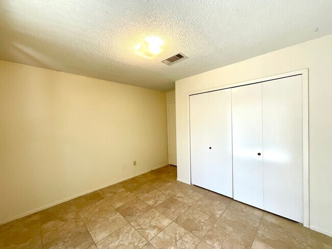 Building Photo - 14343 Judson Rd