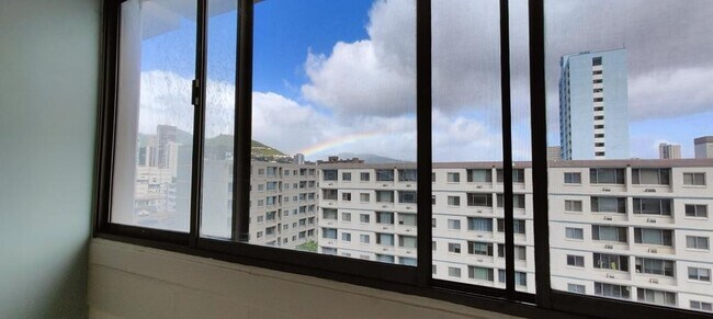 Building Photo - 1134 Kinau St