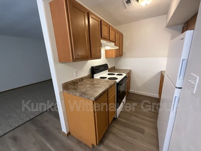 Building Photo - 1803 Jamestown Rd